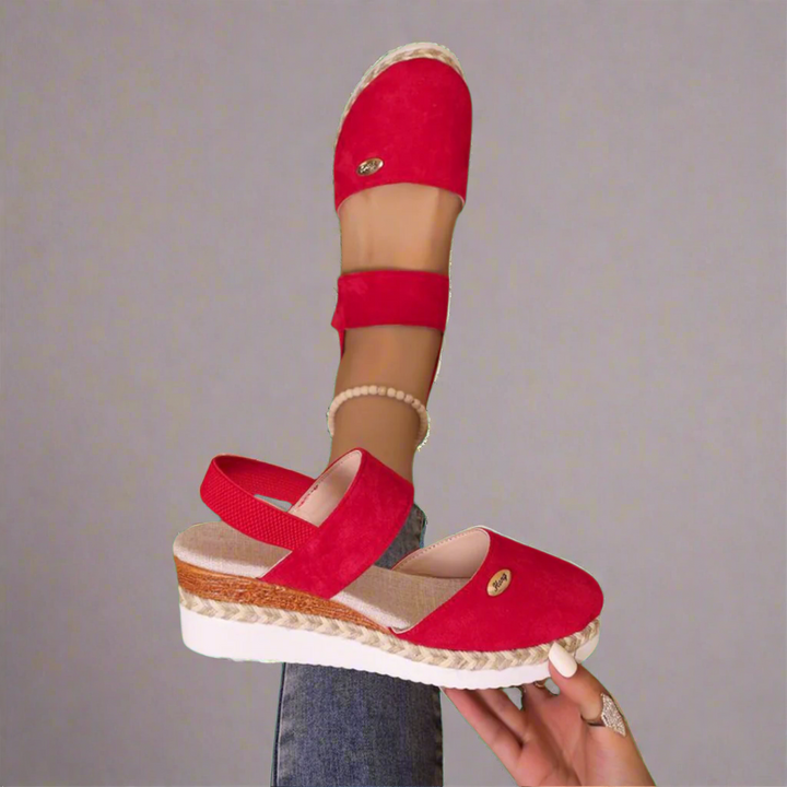 Gitta | Komfortable und vielseitige Sandalen in großen Größen für Damen