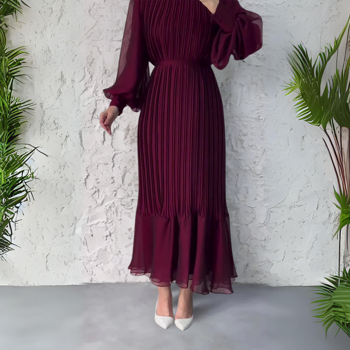 Cami - Elegantes Abendkleid für den Herbst mit Strickakzenten