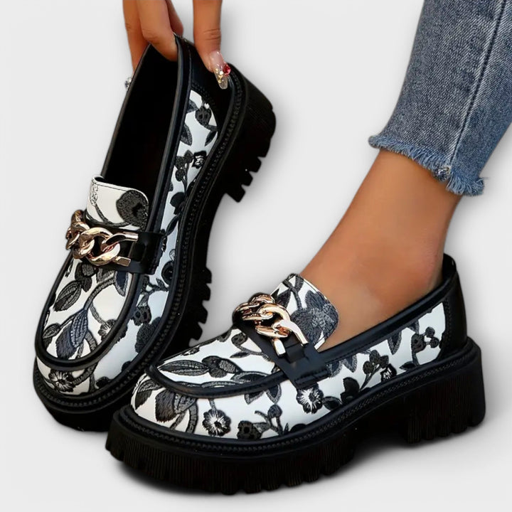 Sandra - Elegante Retro-Slipper