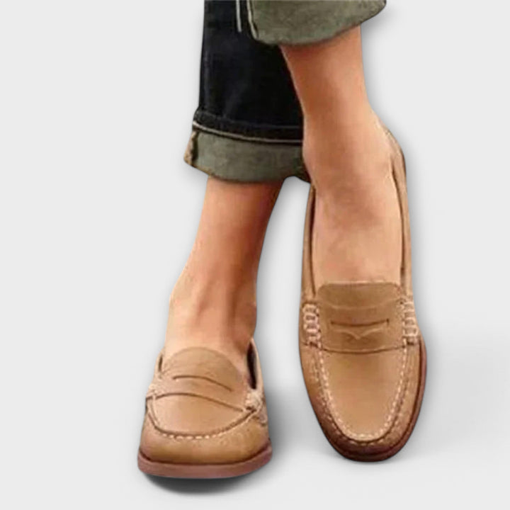 Eline Classic Women's Loafers