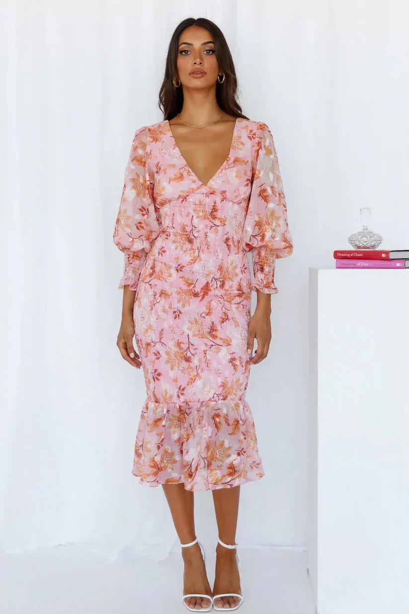 Amara | Leuchtendes Blumen-Kleid