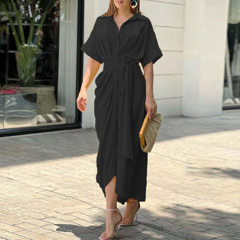 Fern - Hochtailliertes Kleid mit Eleganten Schwebekragen